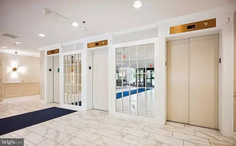 Entry Way - 15101 Interlachen Dr #1-618, Silver Spring, MD 20906 photo 3 of 5