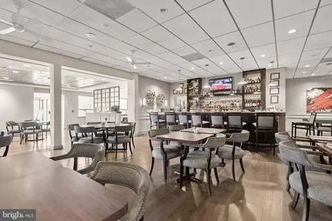 Dining - 15101 Interlachen Dr #1-618, Silver Spring, MD 20906 photo 4 of 5