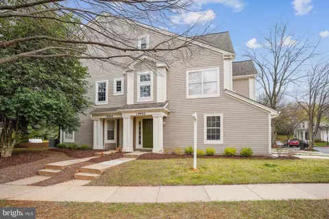 19902 Gateshead Cir #15, Germantown, MD 20876
