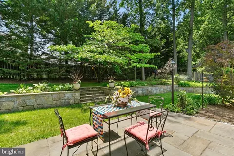 Exterior - 3004 Bluff Point Ln, Silver Spring, MD 20906 photo 10 of 23