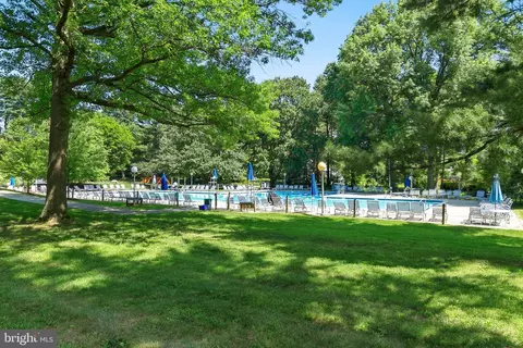Exterior - 3004 Bluff Point Ln, Silver Spring, MD 20906 photo 19 of 23