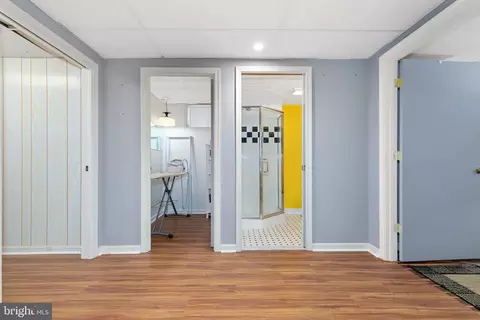 Entry Way - 3004 Bluff Point Ln, Silver Spring, MD 20906 photo 4 of 4