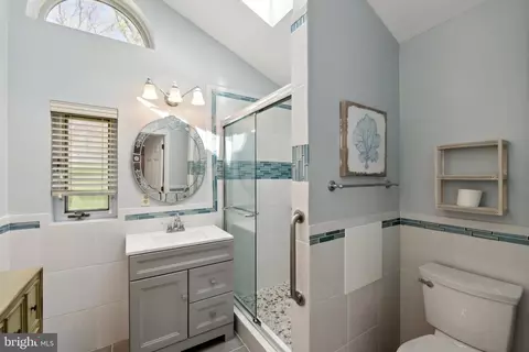 808 Hobbs Dr, Silver Spring, MD 20904 photo 14