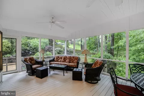 Exterior - 9500 Woodstock Ct, Silver Spring, MD 20910 photo 2 of 10