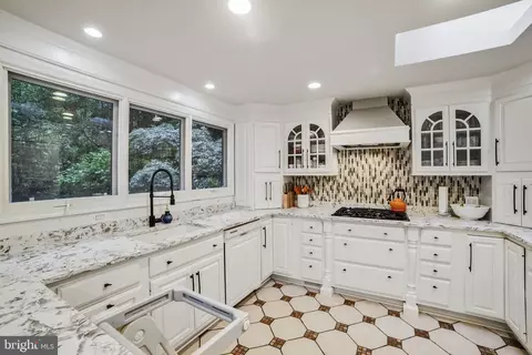Kitchen - 9500 Woodstock Ct, Silver Spring, MD 20910 photo 3 of 3