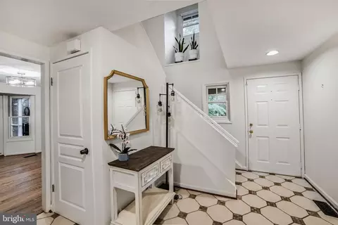 Entry Way - 9500 Woodstock Ct, Silver Spring, MD 20910 photo 1 of 2
