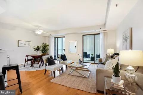 3210 N Leisure World Blvd #219, Silver Spring, MD 20906