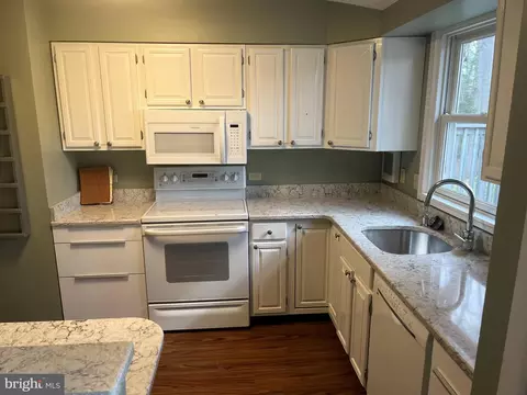 Kitchen - 1235 Cresthaven Dr, Silver Spring, MD 20903 photo 2 of 2