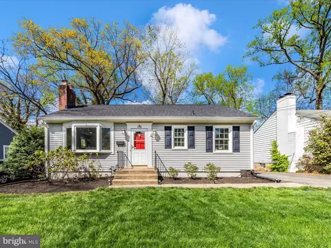108 Floral Dr, Gaithersburg, MD 20877