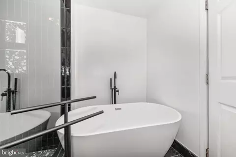1618 Nordic Hill Cir, Silver Spring, MD 20906 photo 21