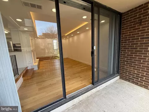 Living - 9909 Blundon Dr #4-202, Silver Spring, MD 20902 photo 2 of 2