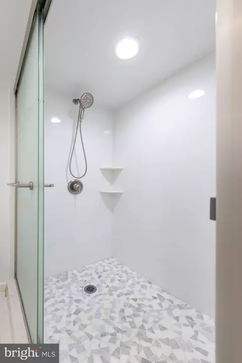 Bath - 12112 Atherton Dr, Silver Spring, MD 20902 photo 1 of 5