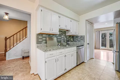 Kitchen - 14854 Hammersmith Cir, Silver Spring, MD 20906 photo 2 of 3