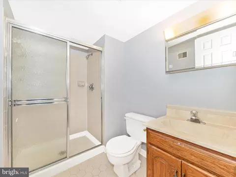608 Silverstone Ct, Silver Spring, MD 20905 photo 38
