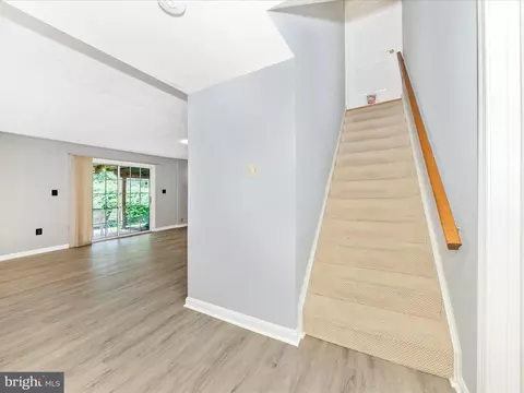 608 Silverstone Ct, Silver Spring, MD 20905 photo 32