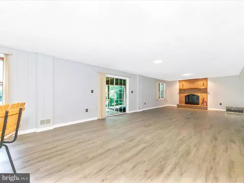 608 Silverstone Ct, Silver Spring, MD 20905 photo 33