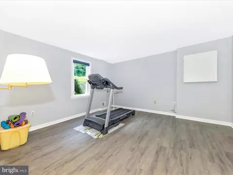 608 Silverstone Ct, Silver Spring, MD 20905 photo 36