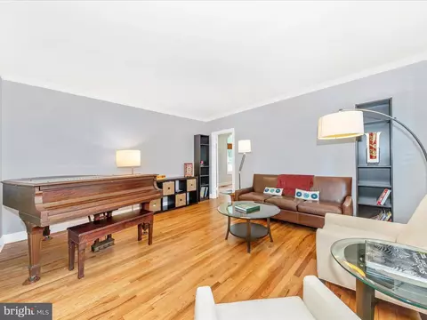 608 Silverstone Ct, Silver Spring, MD 20905 photo 7