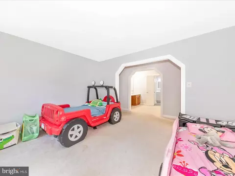608 Silverstone Ct, Silver Spring, MD 20905 photo 22