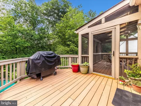 608 Silverstone Ct, Silver Spring, MD 20905 photo 42