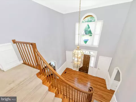 608 Silverstone Ct, Silver Spring, MD 20905 photo 5