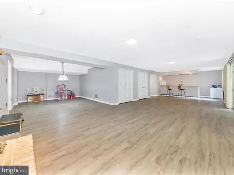 608 Silverstone Ct, Silver Spring, MD 20905 photo 34