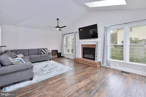 10812 Eberhardt Dr, Gaithersburg, MD 20879 photo 17