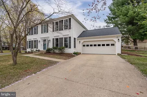 10812 Eberhardt Dr, Gaithersburg, MD 20879