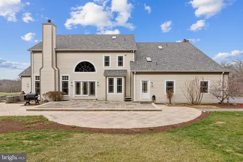 Exterior - 18600 Barnesville Rd, Barnesville, MD 20838 photo 20 of 23