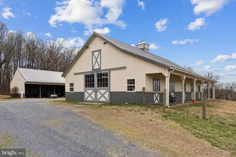 Exterior - 18600 Barnesville Rd, Barnesville, MD 20838 photo 15 of 23