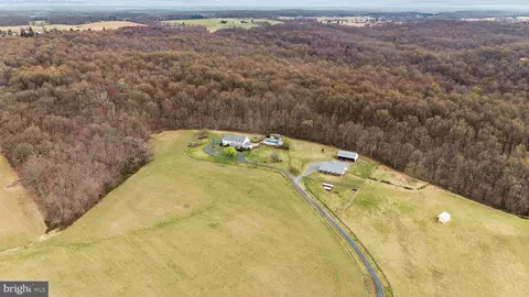 View/Area - 18600 Barnesville Rd, Barnesville, MD 20838 photo 8 of 9