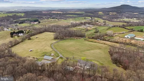 View/Area - 18600 Barnesville Rd, Barnesville, MD 20838 photo 5 of 9