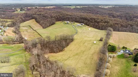 View/Area - 18600 Barnesville Rd, Barnesville, MD 20838 photo 7 of 9