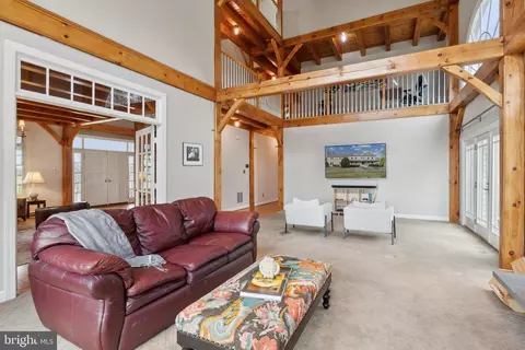 Living - 18600 Barnesville Rd, Barnesville, MD 20838 photo 6 of 6
