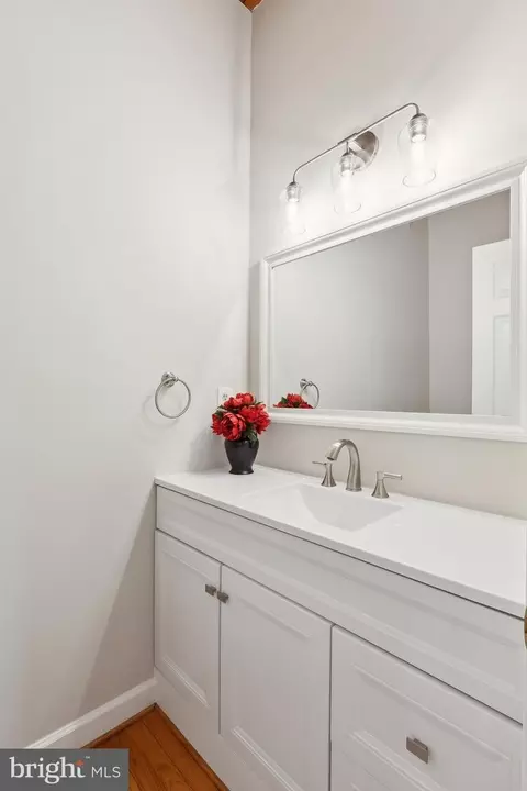 Bath - 18600 Barnesville Rd, Barnesville, MD 20838 photo 1 of 10