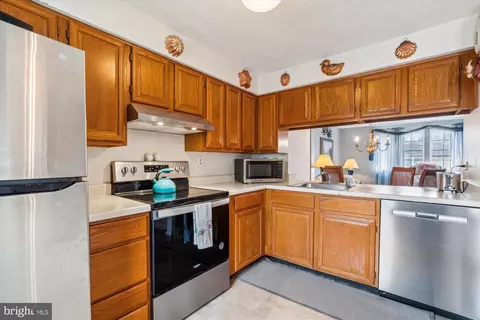 1259 Elm Grove Cir, Silver Spring, MD 20905 photo 5