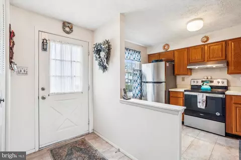 1259 Elm Grove Cir, Silver Spring, MD 20905 photo 4