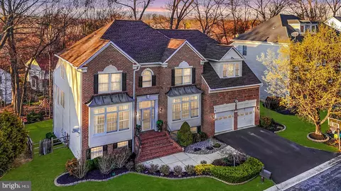 15321 Chinaberry St, North Potomac, MD 20878