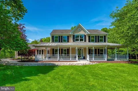 8412 Dasher Ct, Gaithersburg, MD 20882