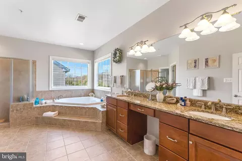 Bath - 18004 Bliss Dr, Poolesville, MD 20837 photo 1 of 5
