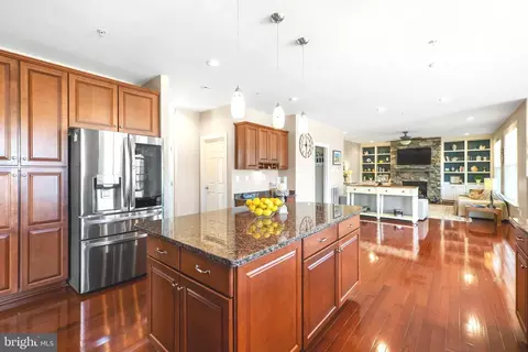 Kitchen - 18004 Bliss Dr, Poolesville, MD 20837 photo 2 of 4