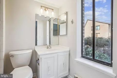 15311 Beaverbrook Ct #90-1K, Silver Spring, MD 20906 photo 13