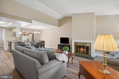Living - 3602 Edelmar Ter #129-B, Silver Spring, MD 20906 photo 1 of 3