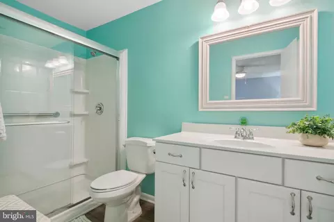 Bath - 3602 Edelmar Ter #129-B, Silver Spring, MD 20906 photo 2 of 5