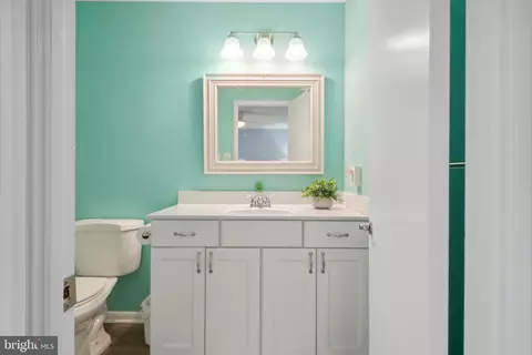 Bath - 3602 Edelmar Ter #129-B, Silver Spring, MD 20906 photo 1 of 5