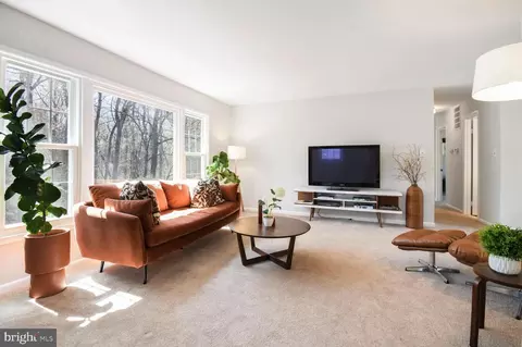 4000 Highview Dr, Silver Spring, MD 20906 photo 8