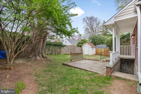 Exterior - 9505 Riley Rd, Silver Spring, MD 20910 photo 7 of 8
