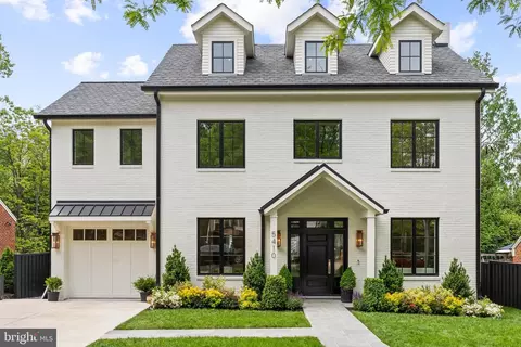 5410 Center St, Chevy Chase, MD 20815