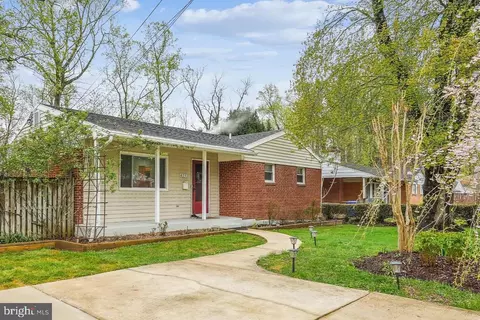 4110 Southend Rd, Rockville, MD 20853