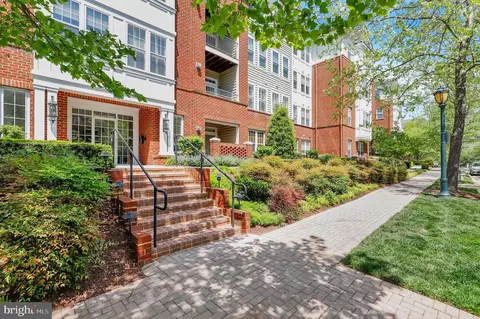 503 King Farm Blvd #306, Rockville, MD 20850